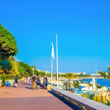 Superbe Avec Terrasse Centre-ville Et A 5 Min Apartamento Cannes