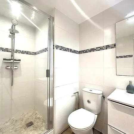 Superbe Avec Terrasse Centre-ville Et A 5 Min شقة *